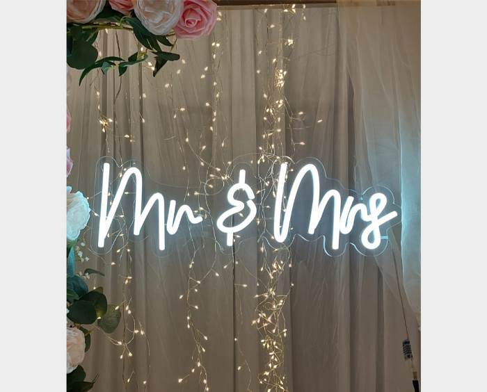 Mr. & Mrs. LED-Schild